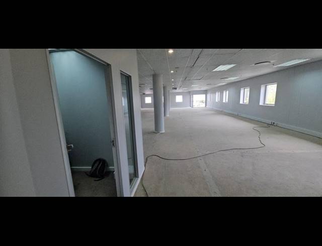 INDUSTRIAL PROPERTY TO RENT IN RANDJESPARK